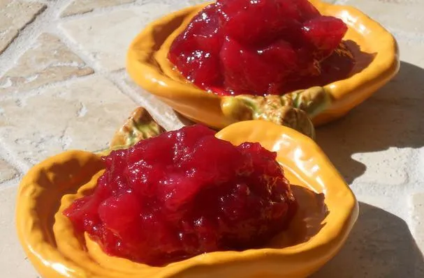 Tyttebær-, eple- og pæresaus