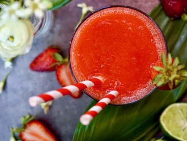 Frosset jordbærdaggert