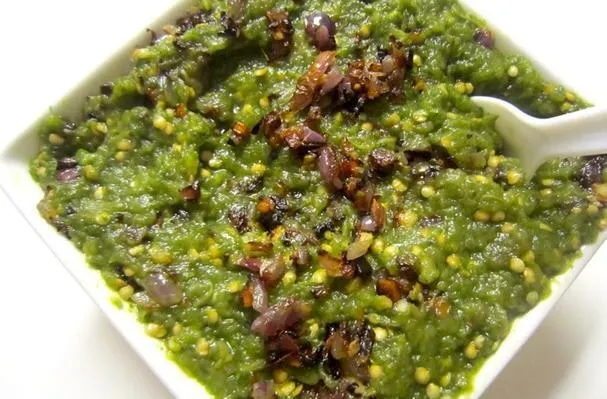 Hara Baingan Bharta /krydret mostret stekt aubergine