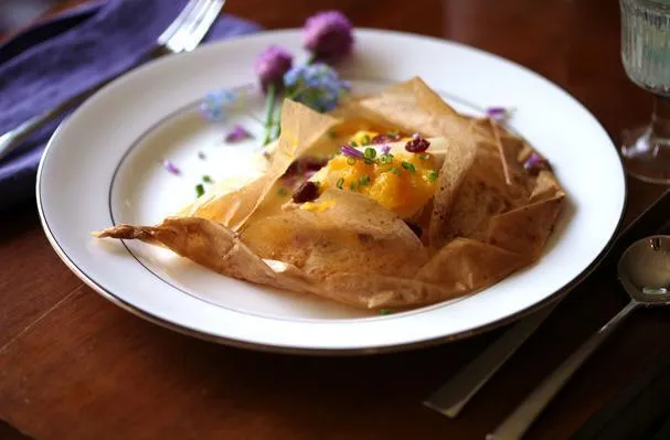 Laks en papillote med mango og appelsinsuprême