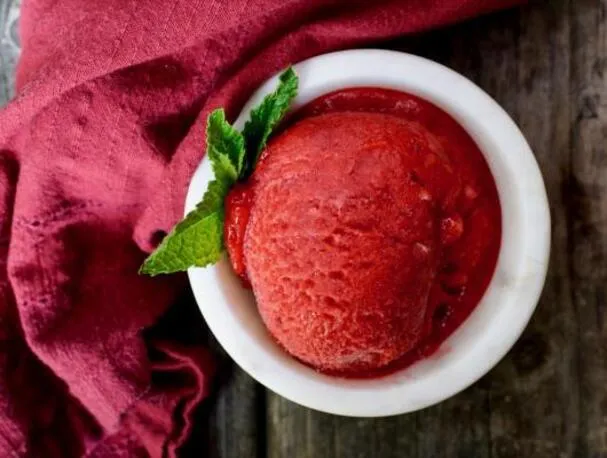 Sommerbærsorbet