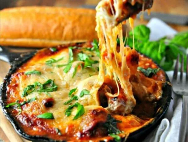 Ostete kjøttbollebake med rosmarin