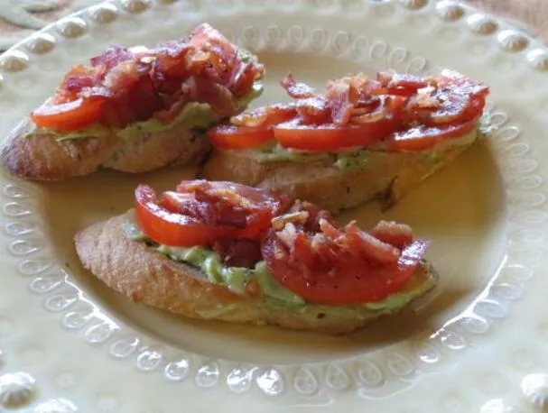 Kylling- og soppkanapéer